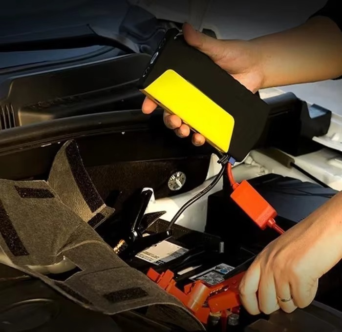 Prenosivi Auto Starter 12v - Nema više praznog akumulatora